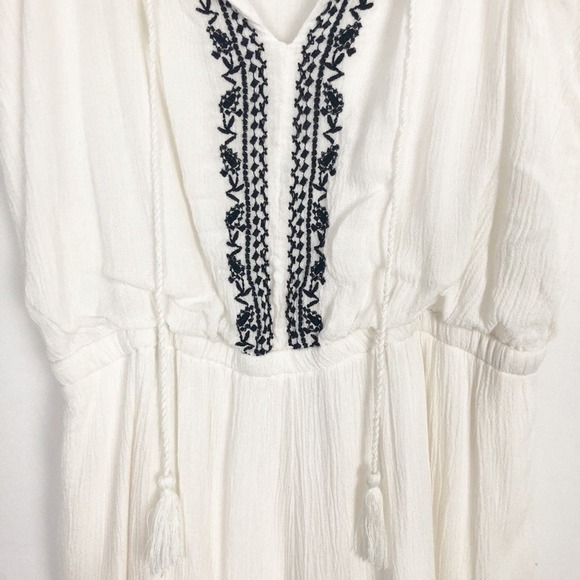 Forever 21 Embroidered Sleeveless Women's White Romper Size M - Picture 5 of 11